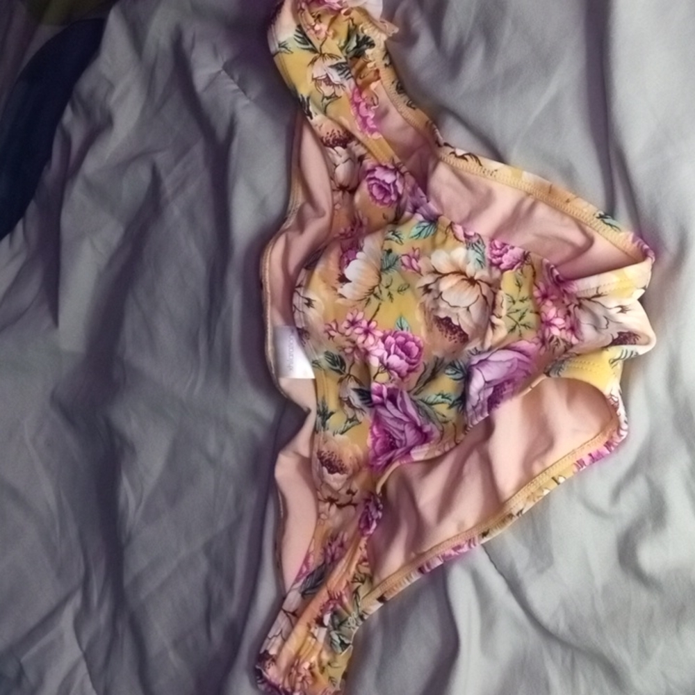 👙2/$15 Swim Bottoms